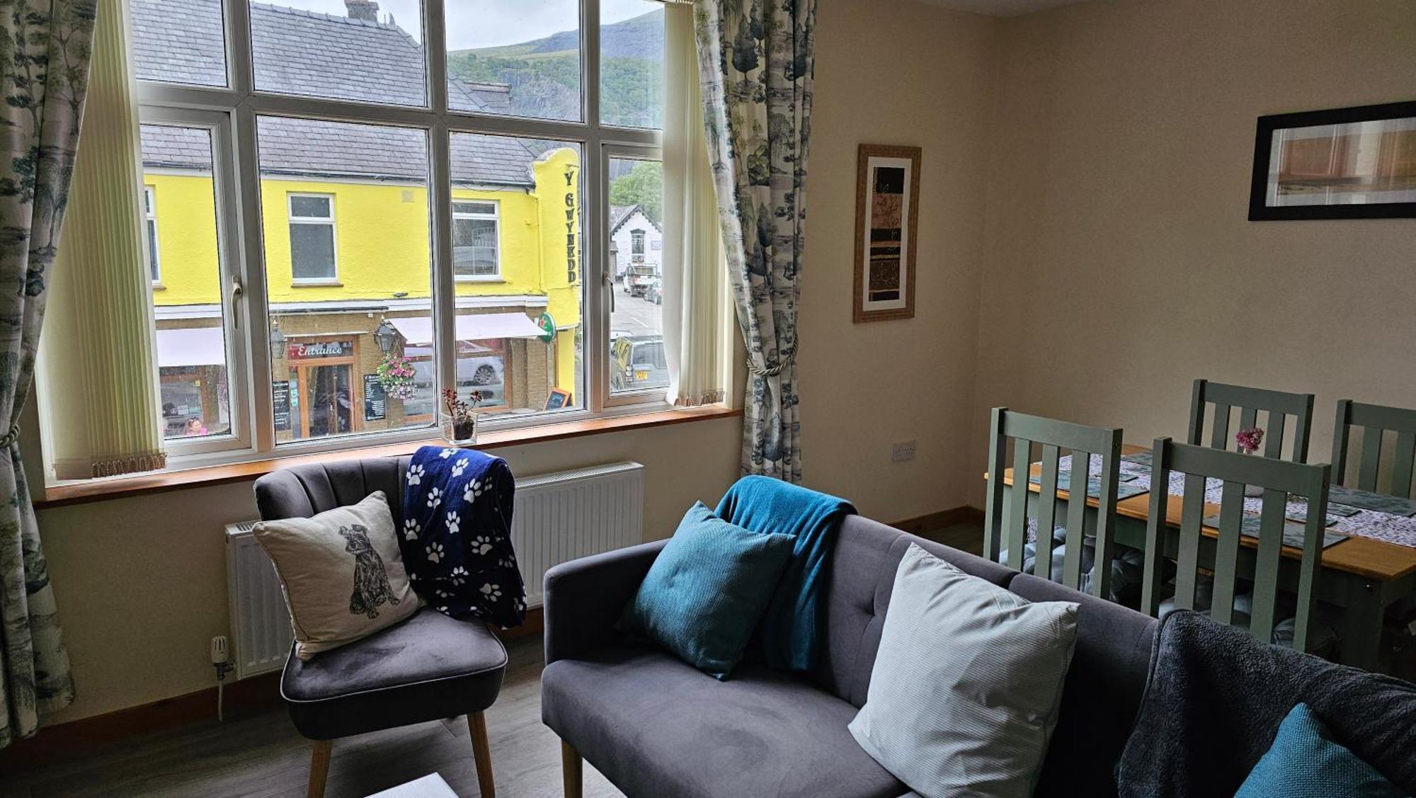 The Apartment At Brook House Llanberis Bagian luar foto